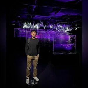 Meet your Posher, Luis